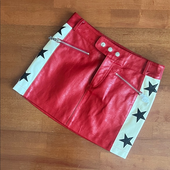 Jeep Dresses & Skirts - JEEP X F21 STAR SKIRT